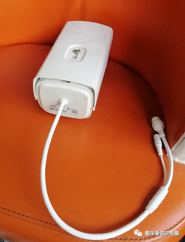 更换尾线完成的摄像头