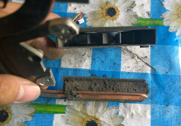 风扇积灰严重